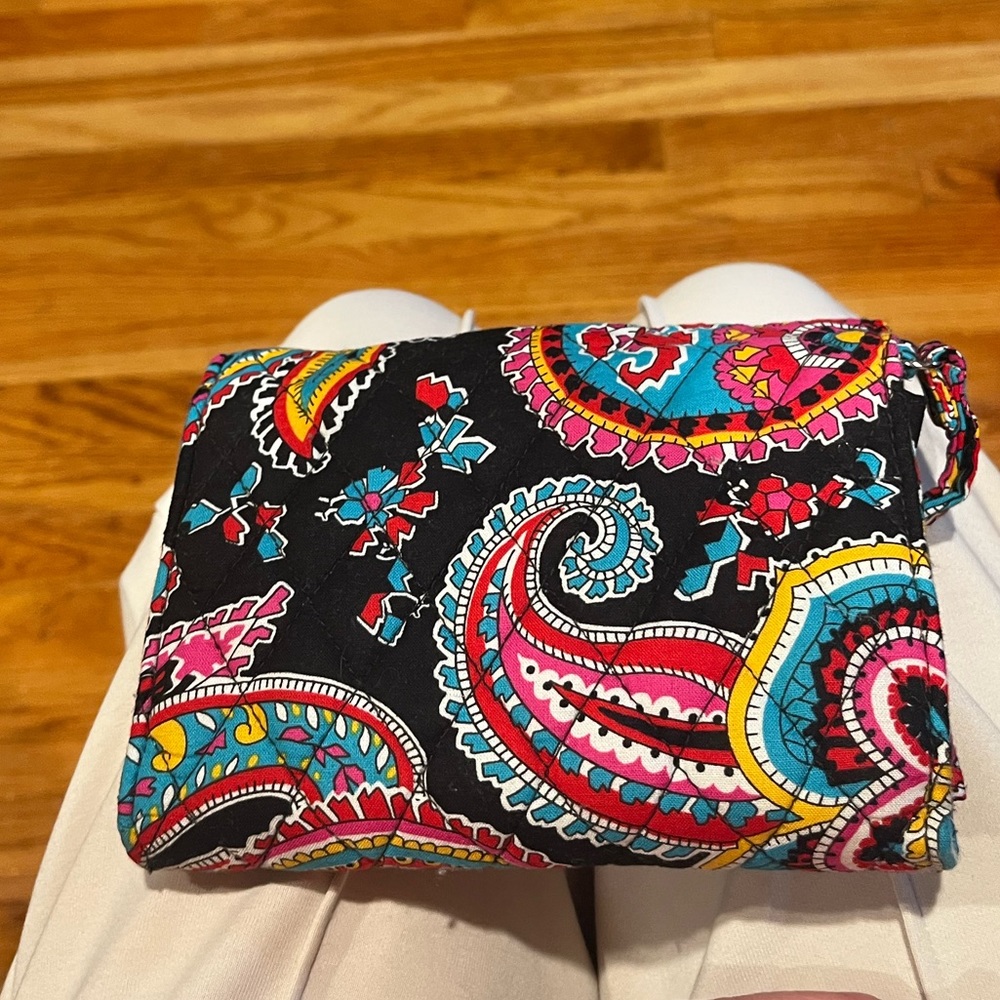Vera Bradley wristlet wallet